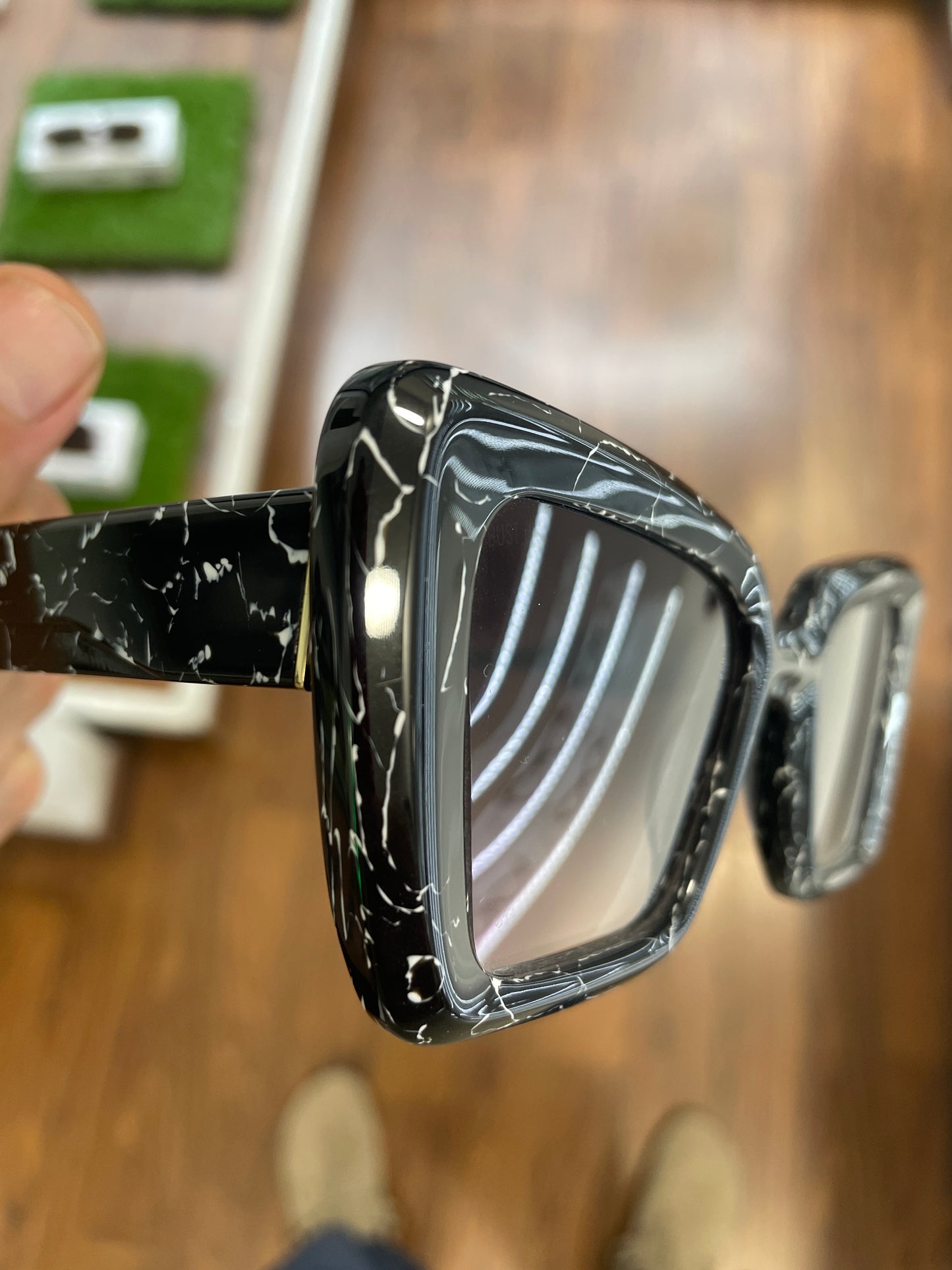 Bustout Eyewear Megan Nero Marmo