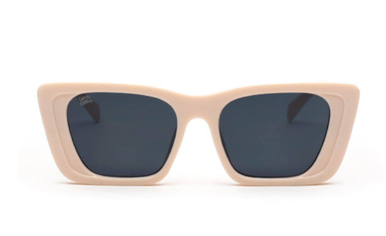 Kiwi White