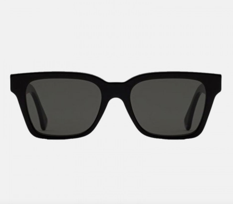 Retro Super Future America Black