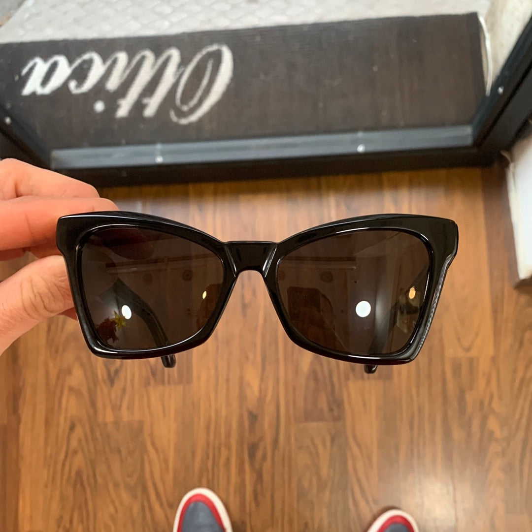 Balenciaga BB0231s 001