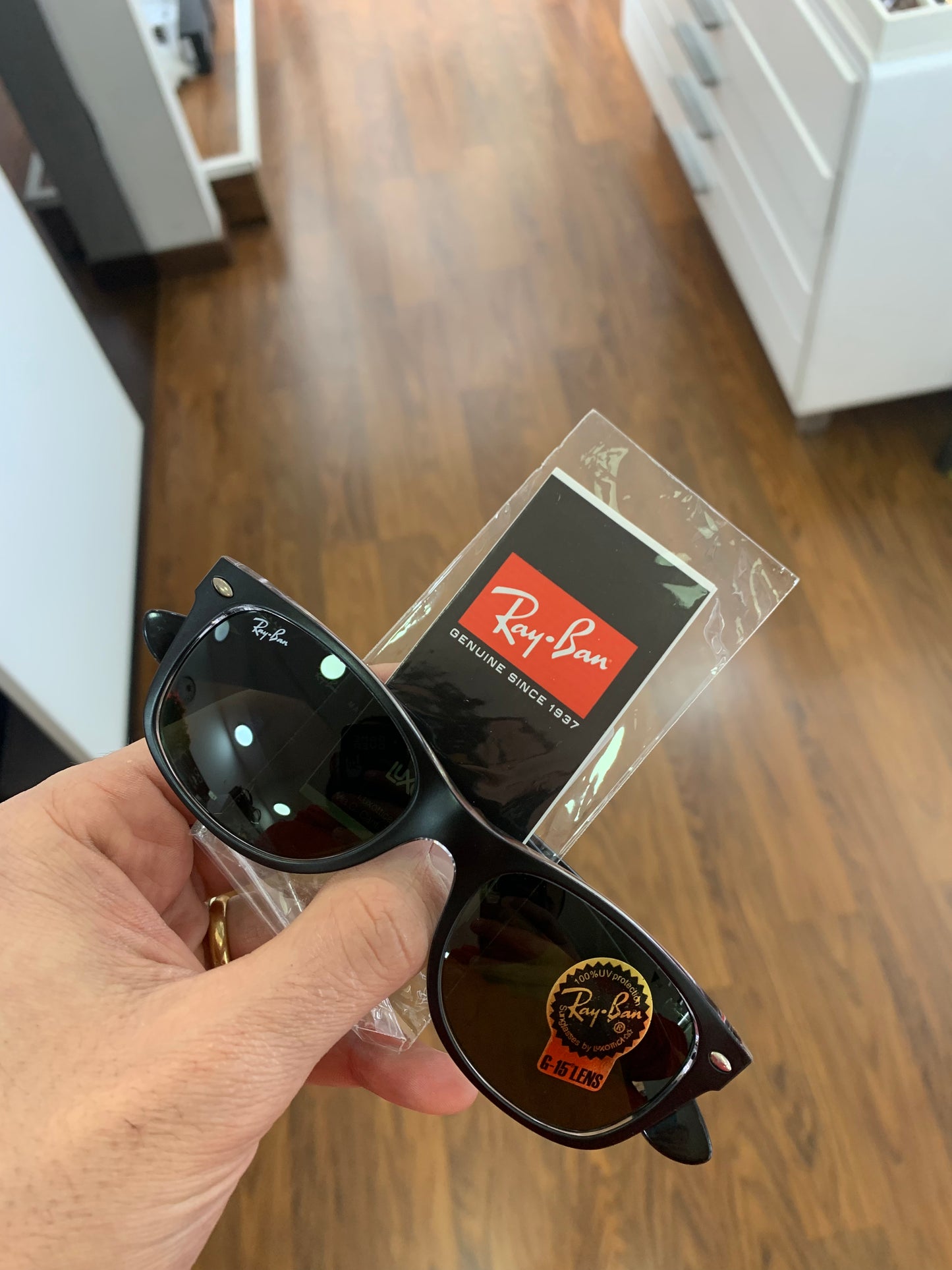 Ray Ban second Life